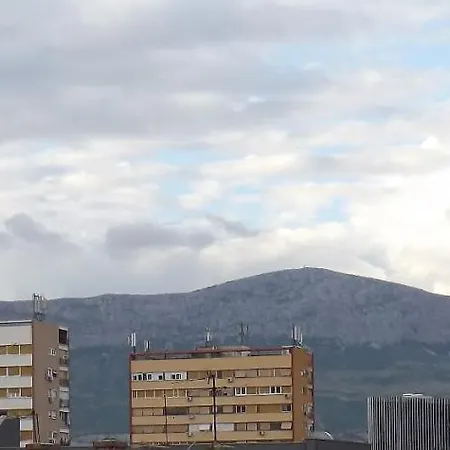 A Апартаменты